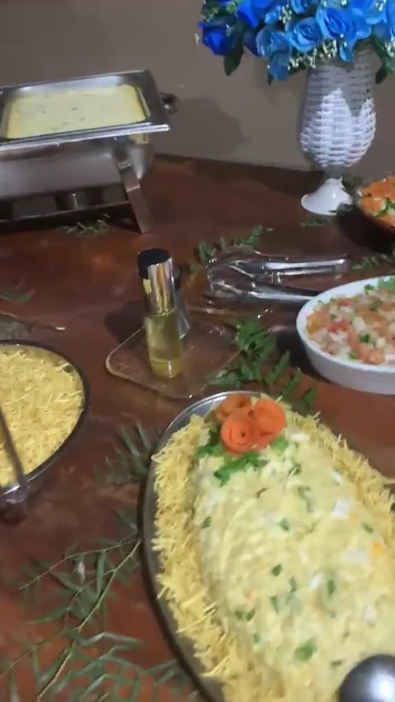Vídeo: buffet completo montado para o evento